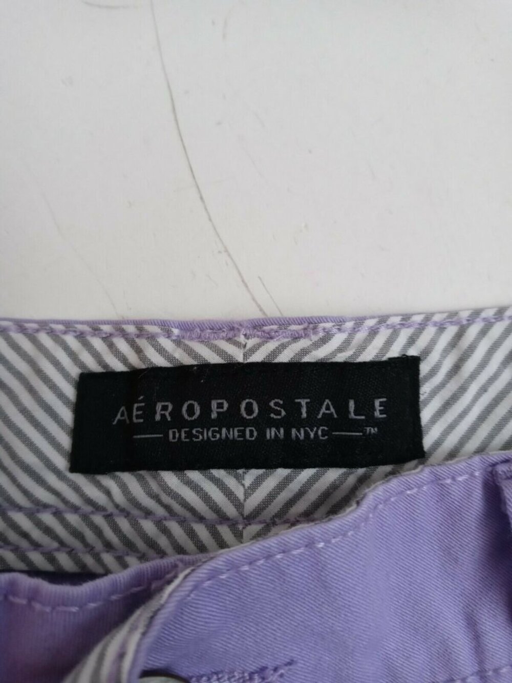 Aeropostale Women's Lavender Cuffed Chino Booty Shorts Size 4 - Picture 5 of 6